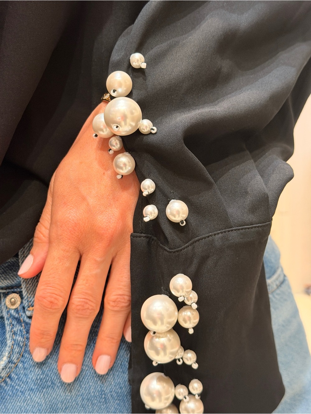 Oscar de la Renta Black Pearl-Embellished Sleeve Blouse - Picture 3 of 7